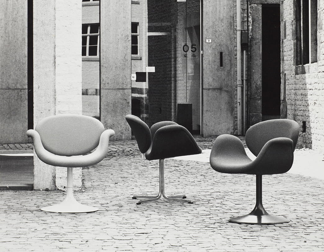 リトルチューリップ® Little Tulip® アームチェア / ディスクベース F163