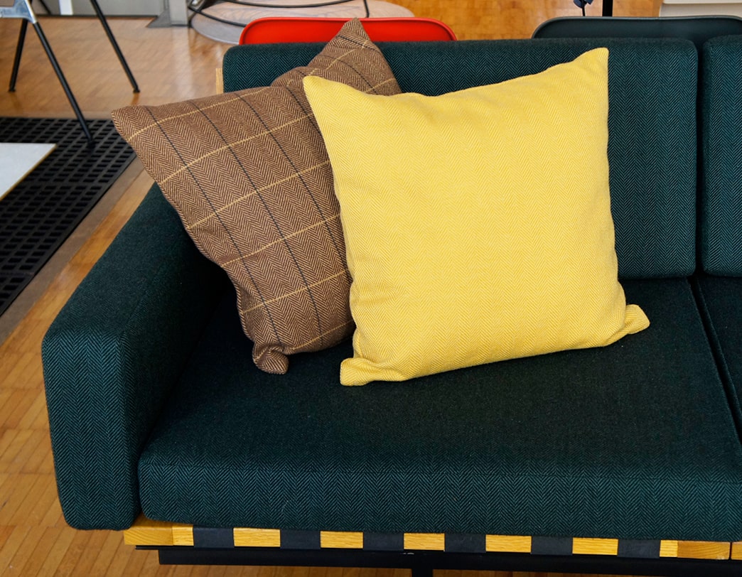 プレーンクッションカバー イエロー×ブラウン(RB341)【サンプル】