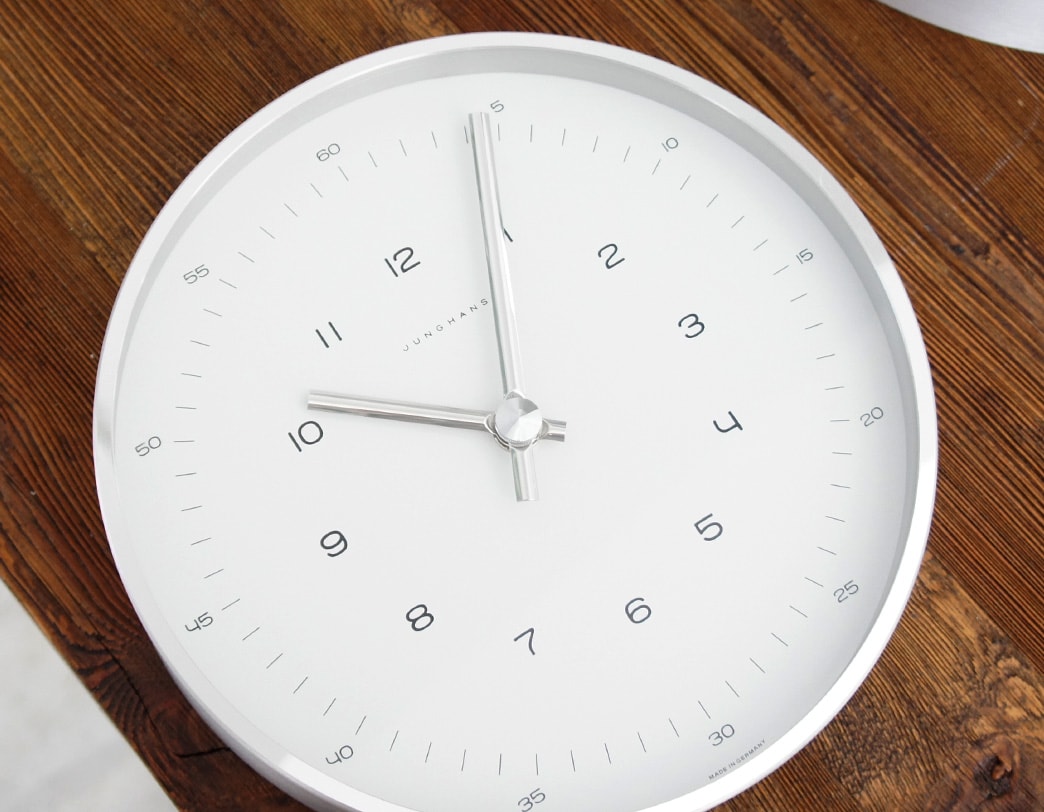 ユンハンスJUNGHANS 壁掛け時計 マックスビル Wall Clock 367 6047 00