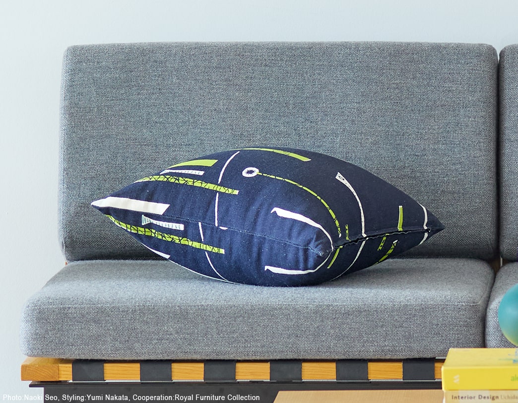 ルシエン・デイ ファブリックコレクション クッションカバー スペクテーターズ