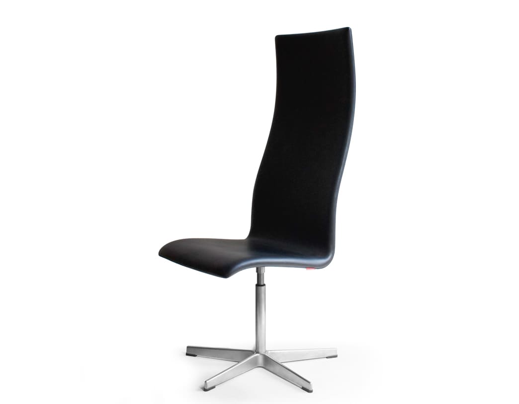 Oxford High Back Chair Leather / Arne Jacobsen