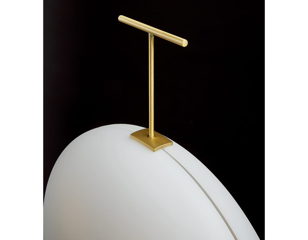 ルナ バーティカーレ Luna Verticale フロアランプ