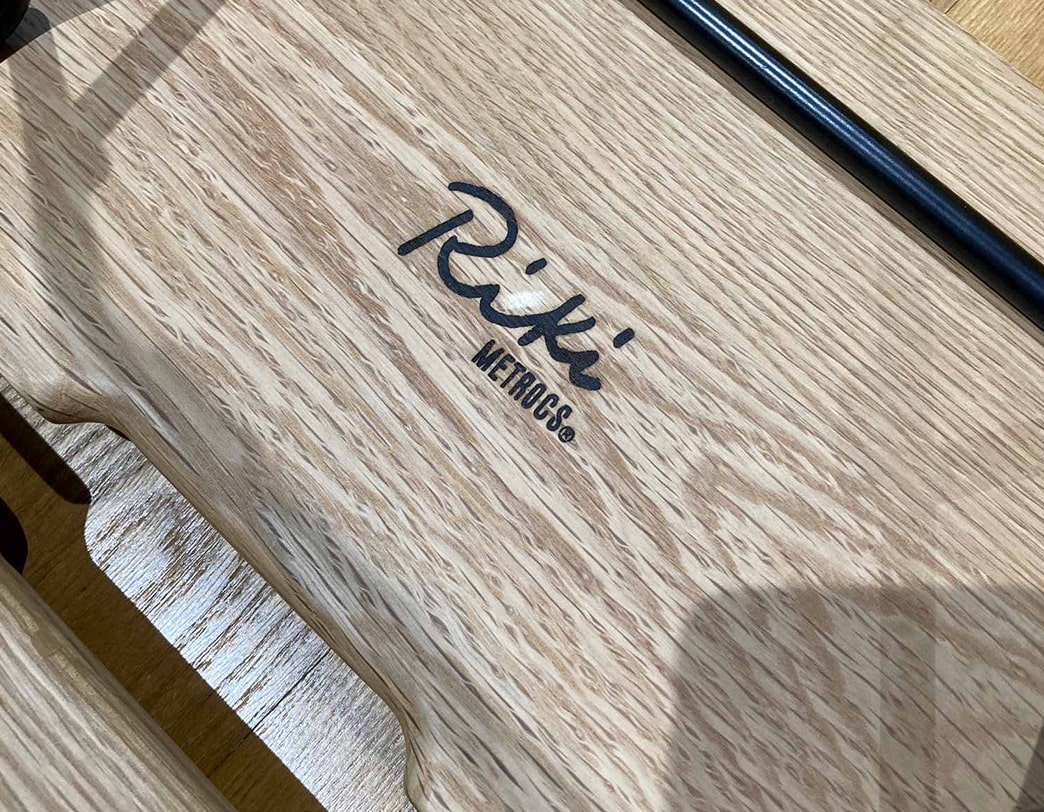 ソリッドスツール オーク/ブラック【アウトレット】