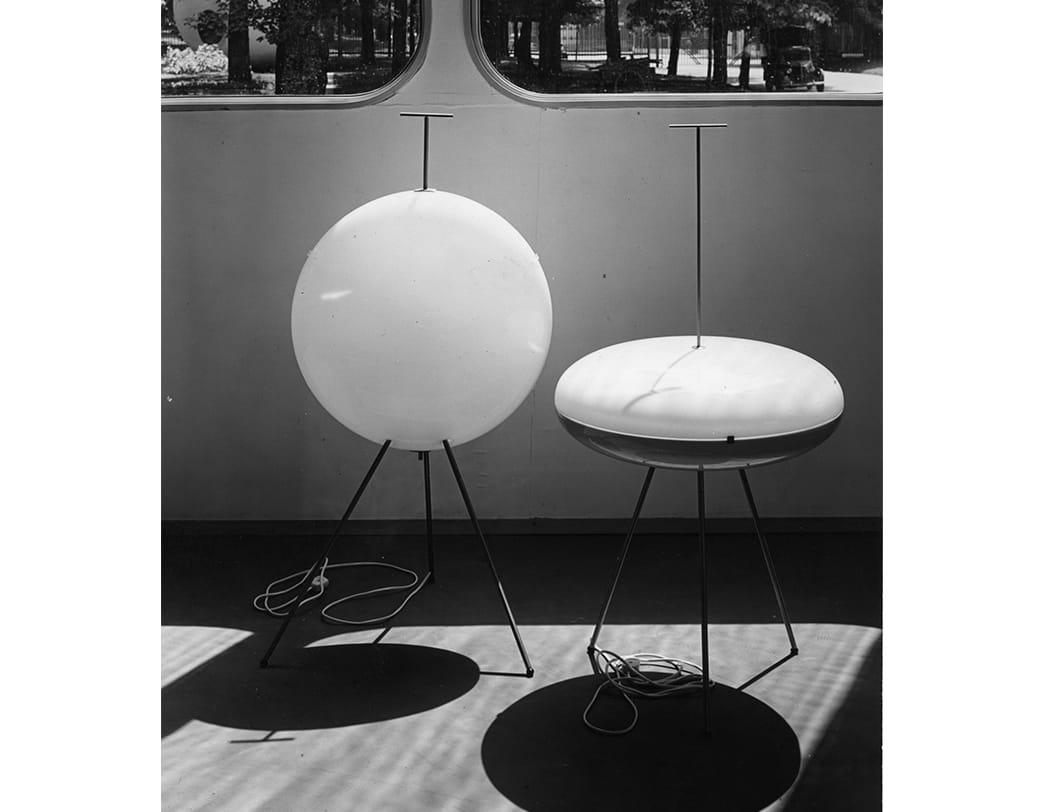 ルナ バーティカーレ Luna Verticale フロアランプ