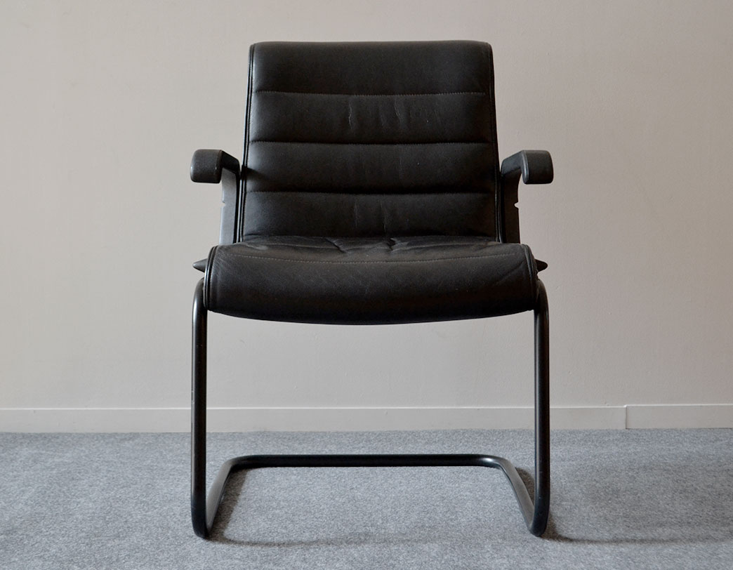 Executive Chair/チェア