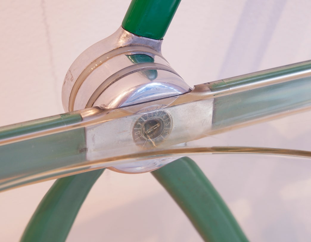Plia Chair Green / Giancarlo Piretti
