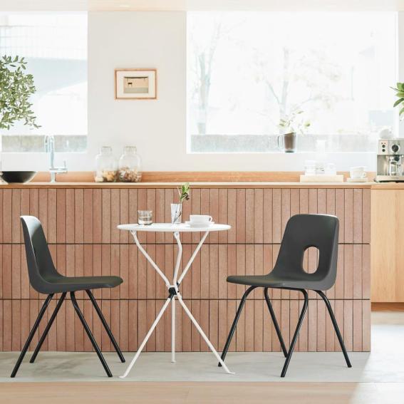 ダイニングやカフェスペースに最適