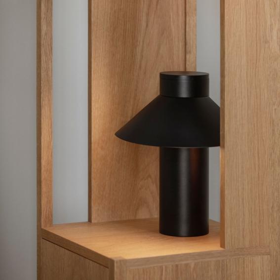 コロンボがアジアにインスパイアされてデザインしたランプ