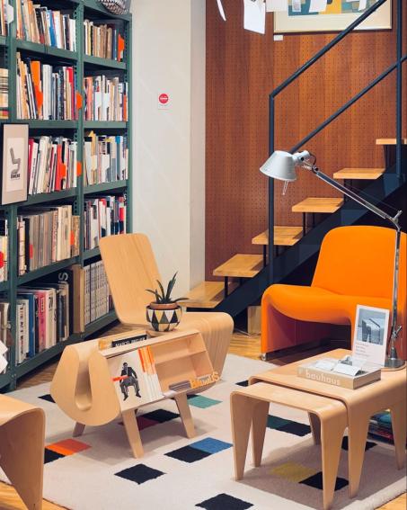 ディスプレイ変更しました