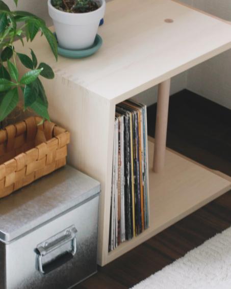 デザインから70年。 色褪せない究極のプロダクト「ウルムスツール」