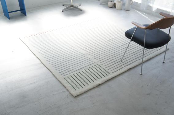 バウハウス最後の巨匠 マックス・ビルによるアートをラグに─