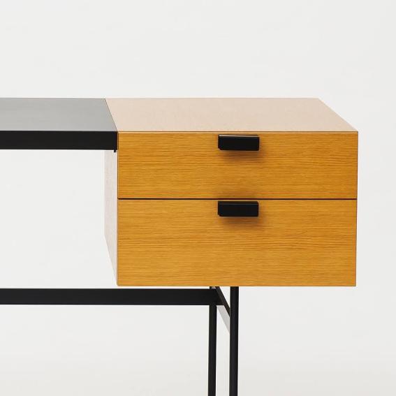 フレンチモダンを代表する偉大なデザイナー ピエール・ポラン