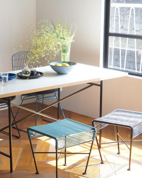 空間を引き締める、絵になる佇まい