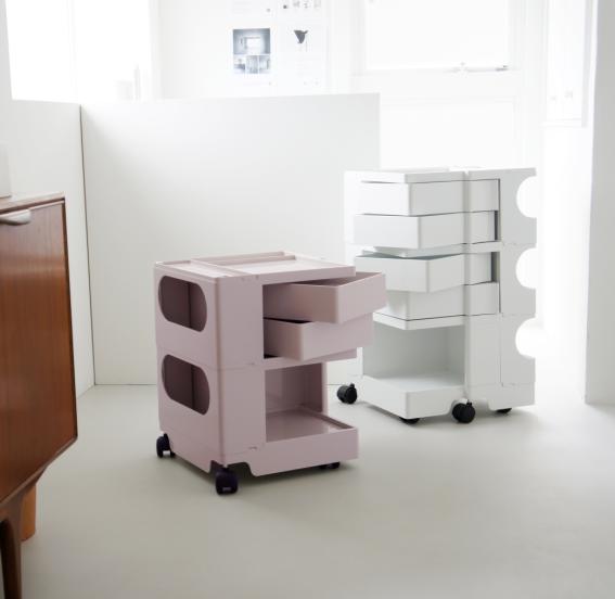 ボビーワゴン ダスティピンクが到着!