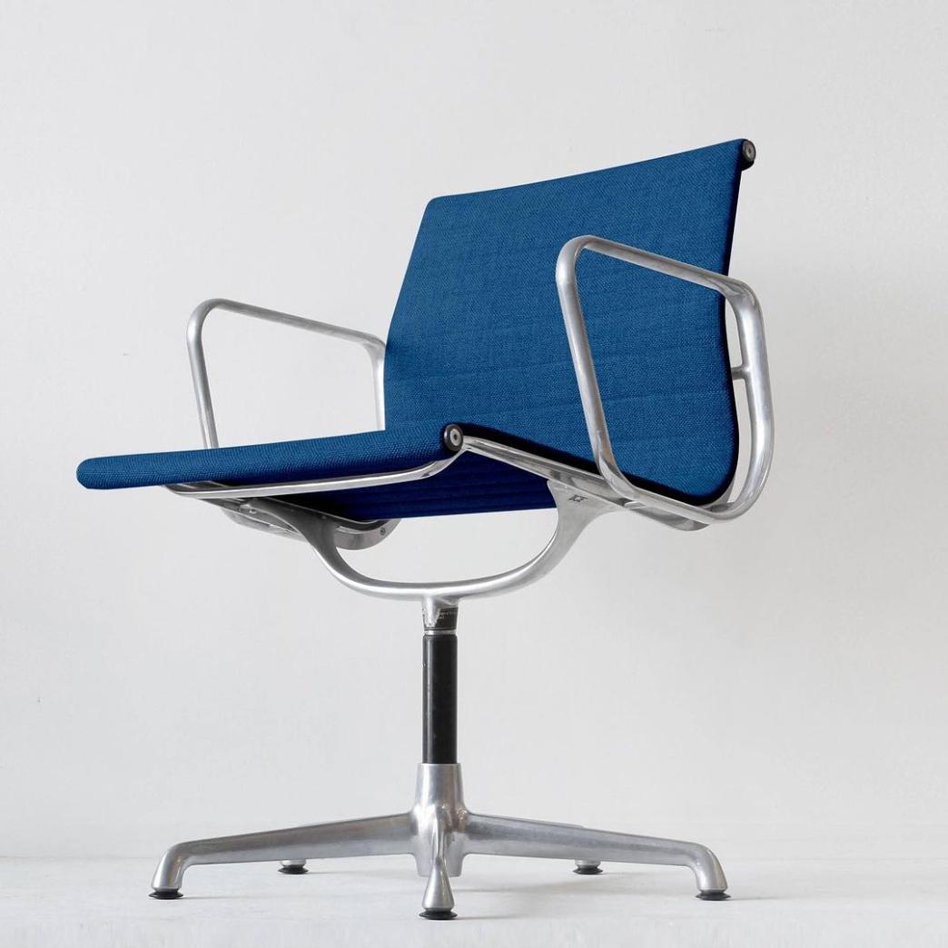 Eames Aluminum Group Chair