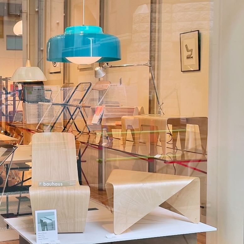 ジャスパー・モリソンのチェア、アイソラウンジ