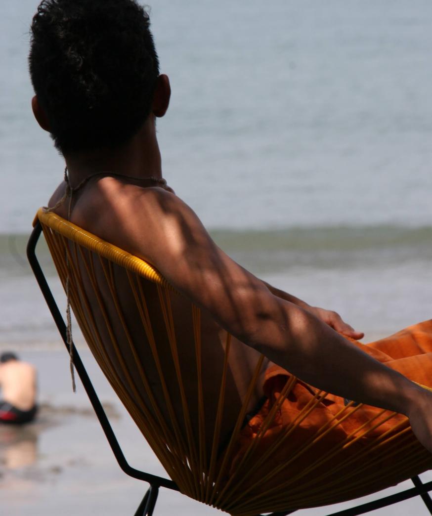 アカプルコチェアのシーズン到来!