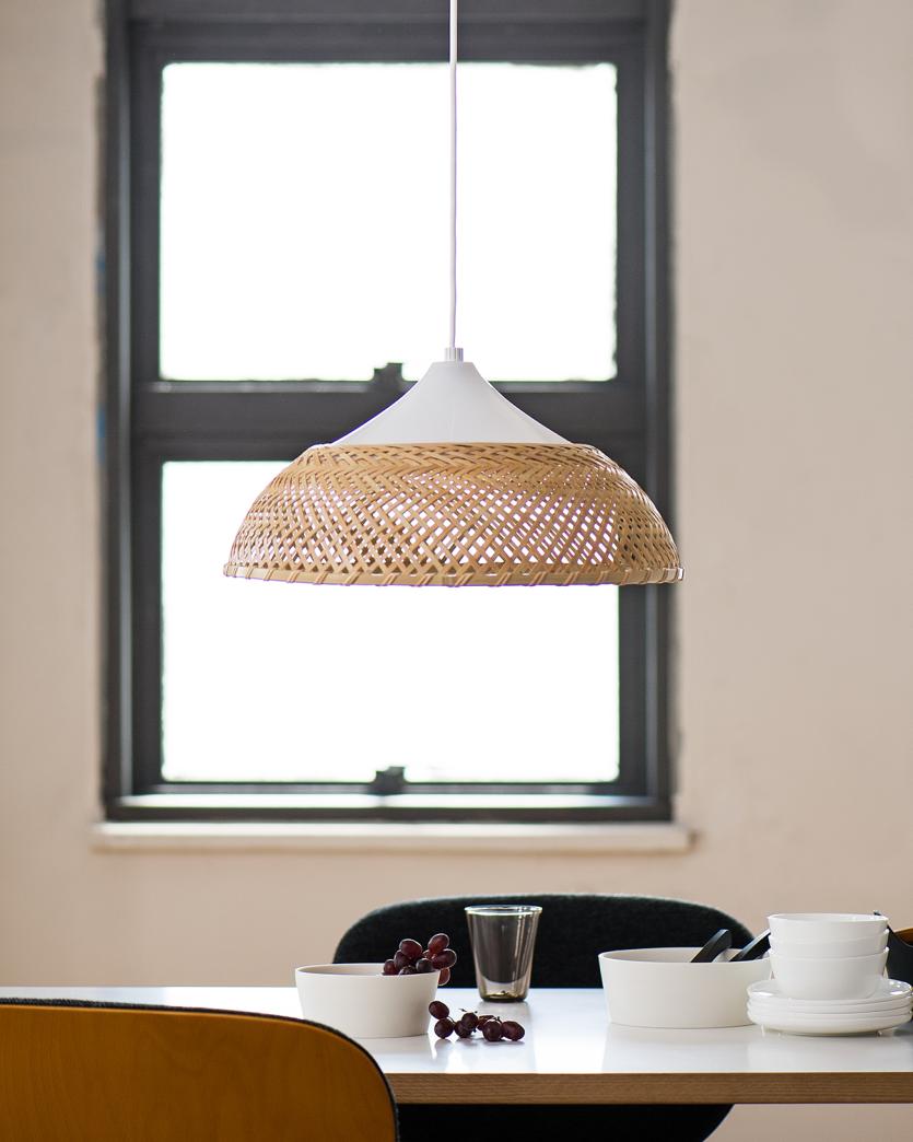 竹とアクリルのランプ