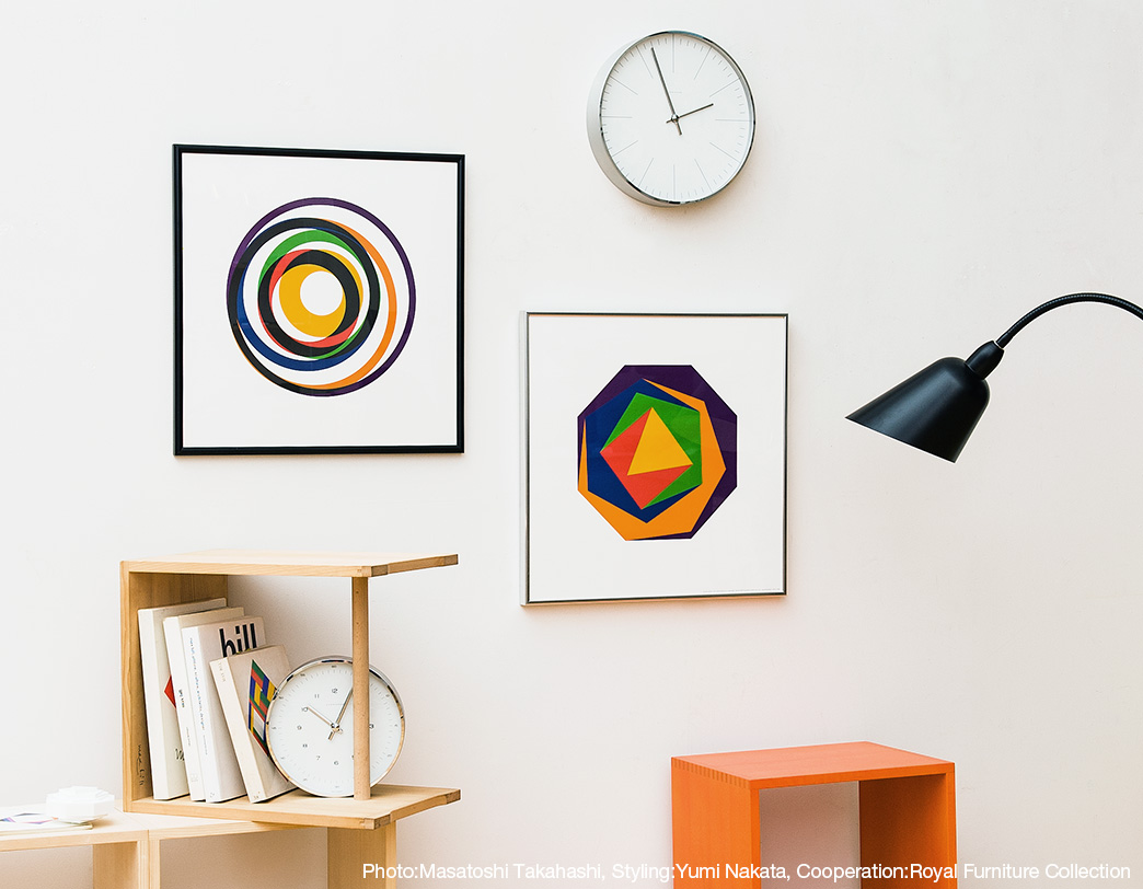 Variation 1, Variation 2, Ulm Stool, Ulm Stool Color, max bill by JUNGHANS Wall Clock Photo:Masatoshi Takahashi, Styling:Yumi Nakata, Cooperation:Royal Furniture Collection