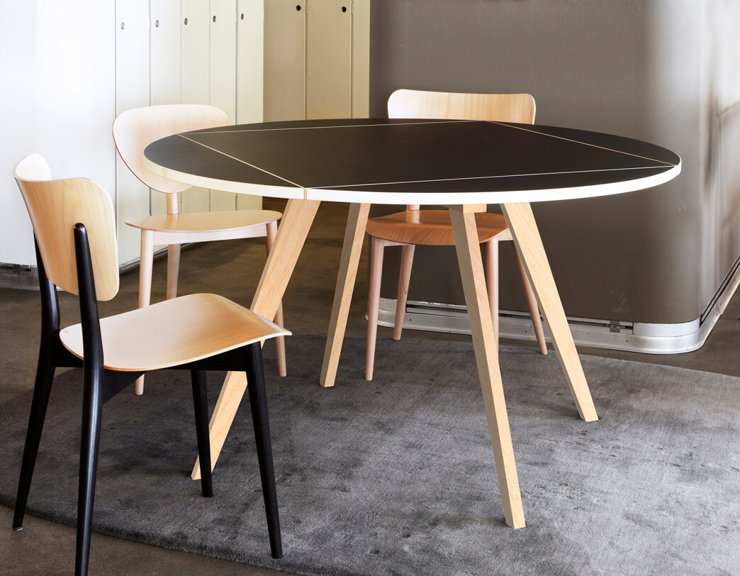 Cross Frame Chair, Square-Round Table